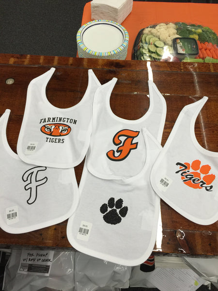 INFANT COTTON BIB